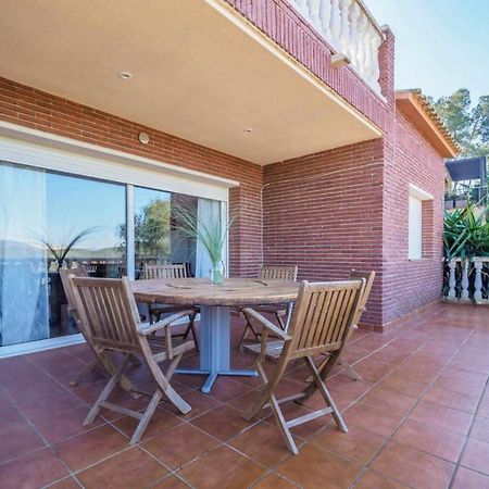 Mas Mestre Con Una Capacidad De 6 A 8 Huespedes Cerca De Sitges Olivella Ngoại thất bức ảnh