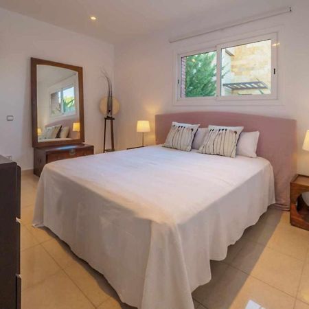 Mas Mestre Con Una Capacidad De 6 A 8 Huespedes Cerca De Sitges Olivella Ngoại thất bức ảnh