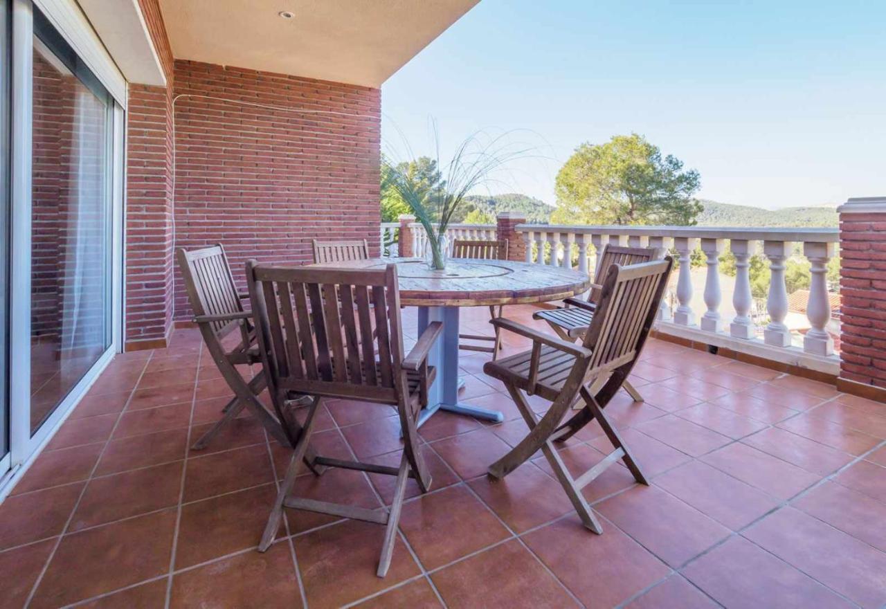 Mas Mestre Con Una Capacidad De 6 A 8 Huespedes Cerca De Sitges Olivella Ngoại thất bức ảnh