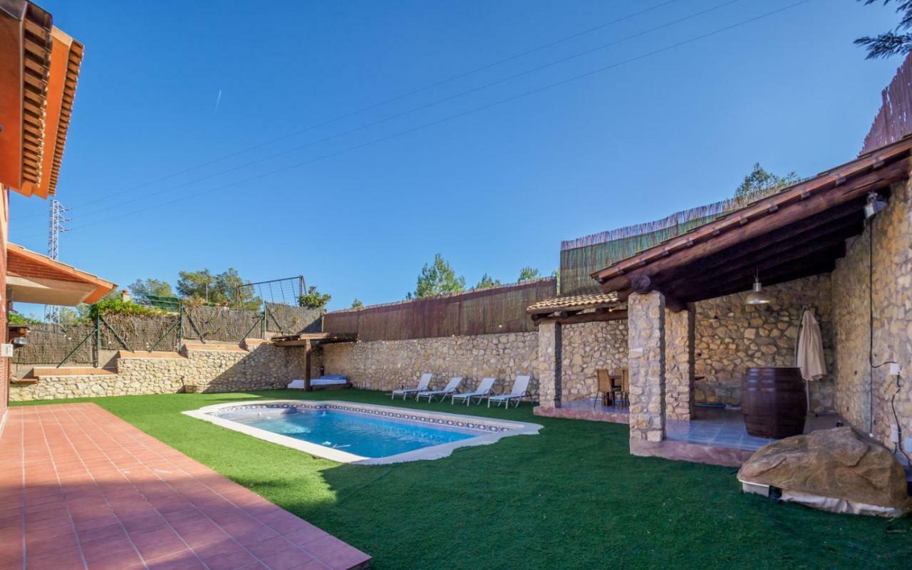 Mas Mestre Con Una Capacidad De 6 A 8 Huespedes Cerca De Sitges Olivella Ngoại thất bức ảnh